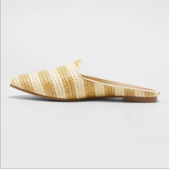 Universal Thread Shoes - Universal Thread Beige Violet Flats Beige Striped Pointed Toe Slip On Flats NWOT